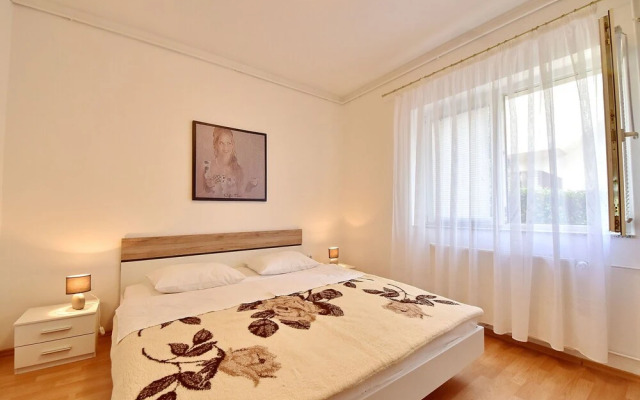 Egulja Jadranovo in Jadranovo