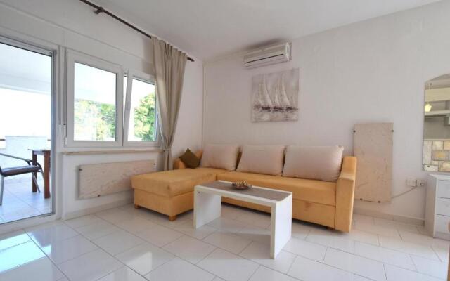 Apartment Buza
