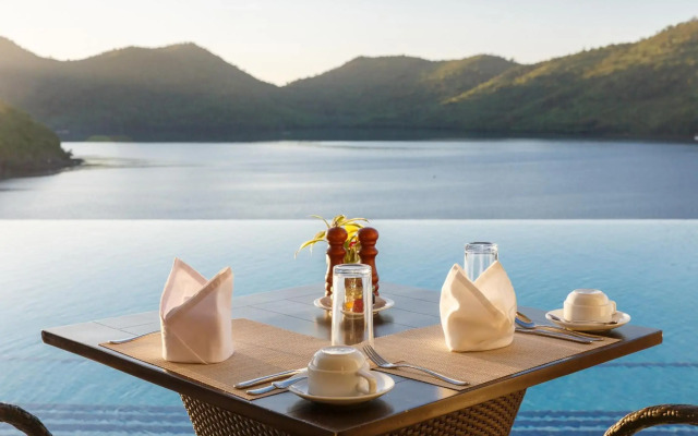 Busuanga Bay Lodge