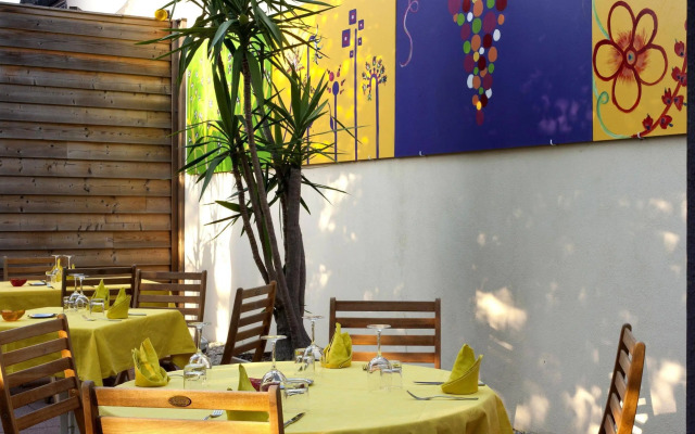 Logis Hôtel La Palette