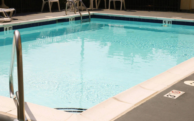 Hampton Inn Henderson