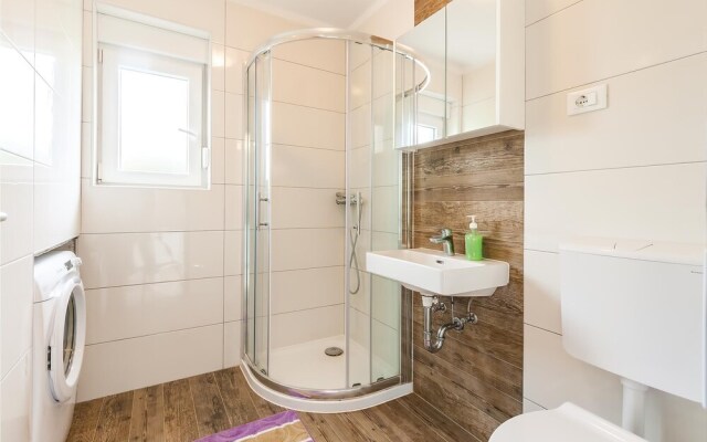 Beautiful Home in Fazana With Wifi and 2 Bedrooms