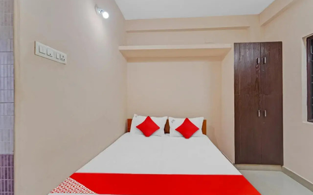 Oyo Flagship 80741B Porur Residency