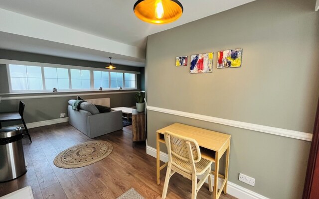 Mossley Hill Retreat