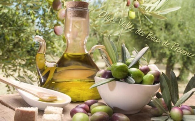 Apartment With one Bedroom in Maussane-les-alpilles, With Pool Access,