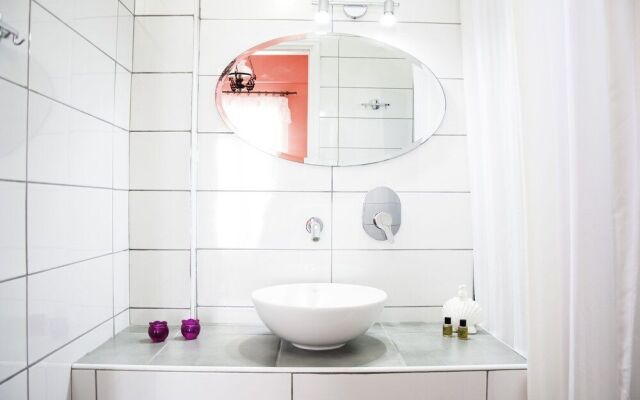 Stellas Guest House