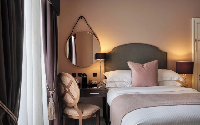 Montagu Place Hotel