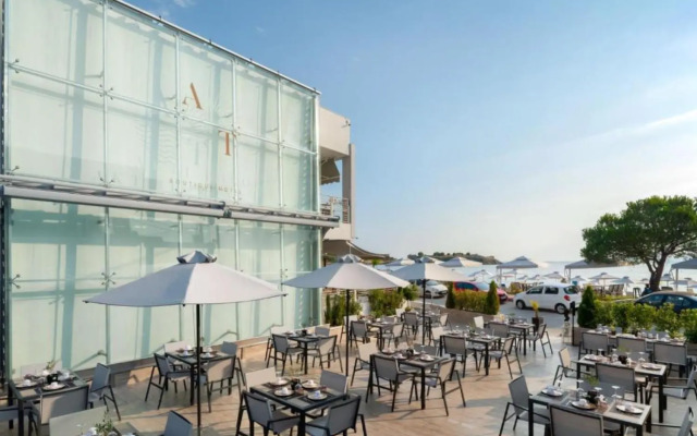 Отель Akti Toroni Boutique