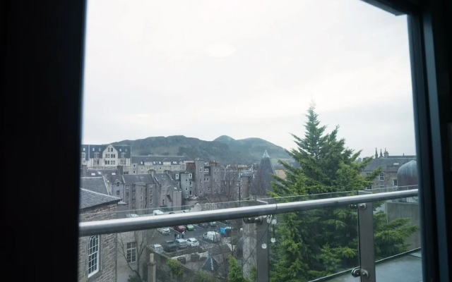 Studio Living at Lady Nicolson Court