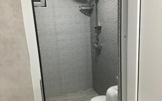 Apartment White Orchid