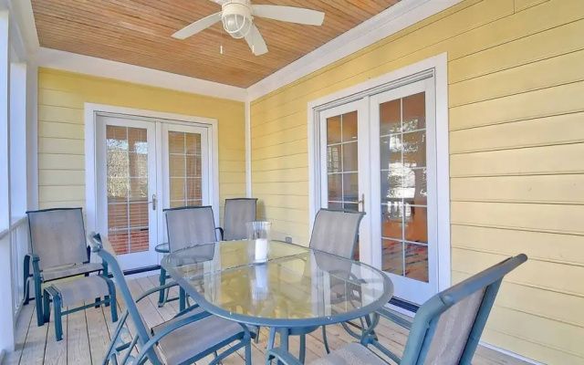 Beach Retreat by Peace Vacations