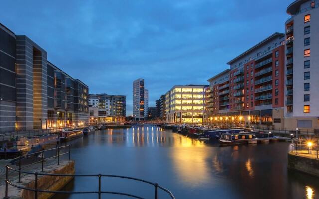 Basinghall Suites