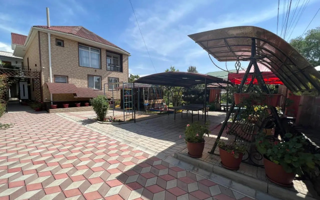 Maze Guest House