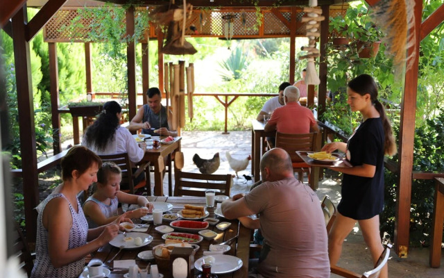 Leontopolis Apart Hotel
