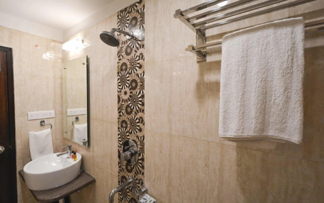 Hotel Central Residency