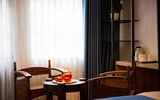 Gecko 89 Hanoi Homestay & Restaurant