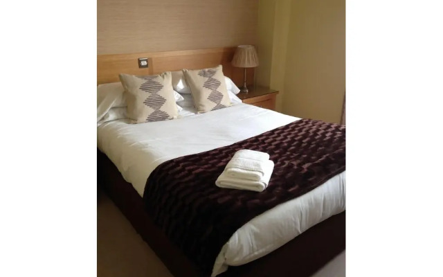 Caledonia Hotel