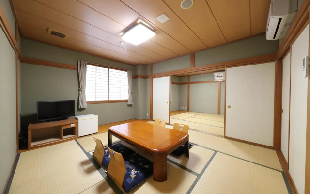 Smile Hotel Takaoka Ekimae
