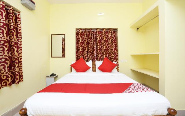 OYO Flagship 39521 Nandan Residency