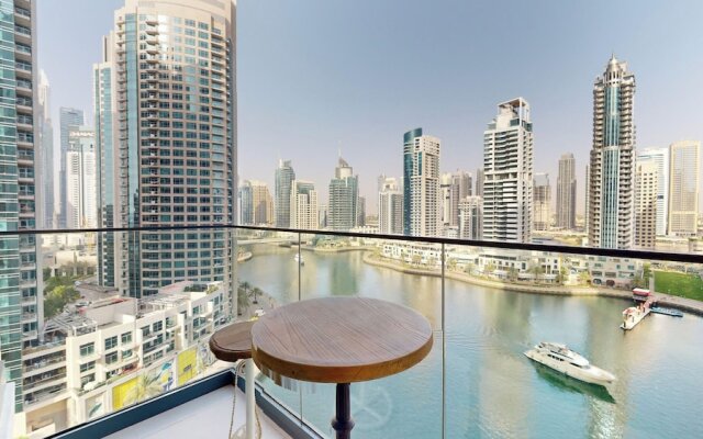 Primestay - LIV 1BR Marina View - Dubai