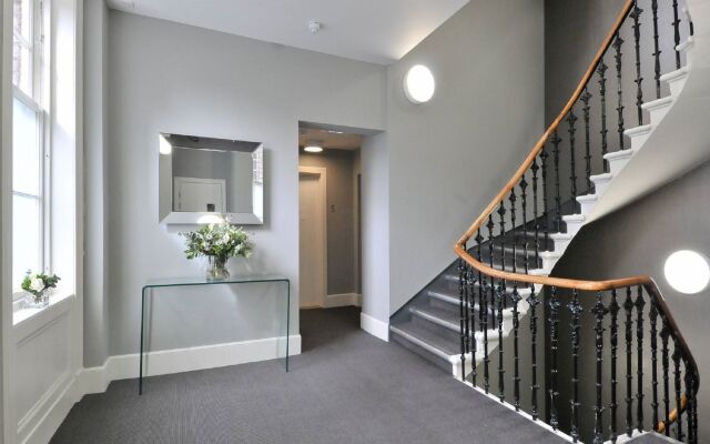 Destiny Scotland - St. Andrew Square Apartments