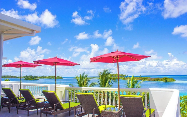 Lagoon Lodge