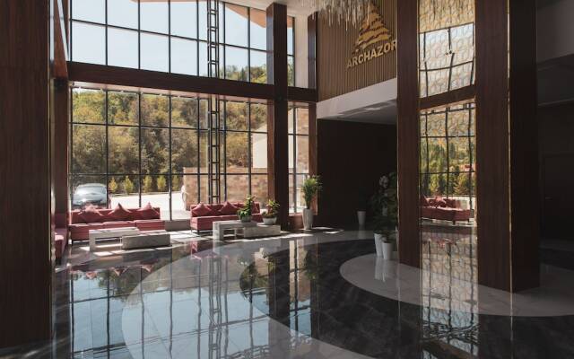 ARCHAZOR Mountain Resort