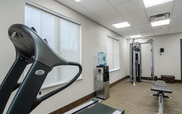 Suburban Extended Stay Hotel Estevan