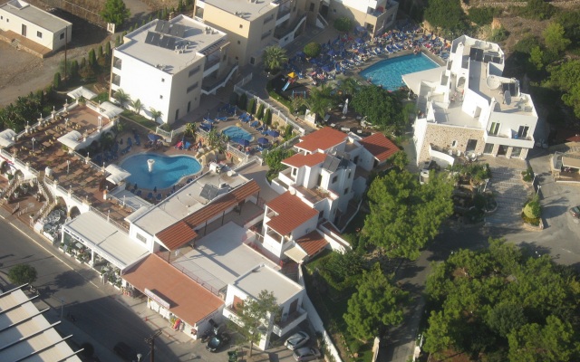 Pefkos Beach