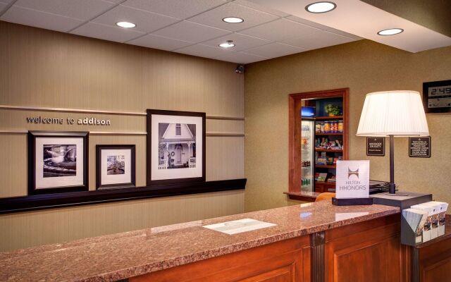 Hampton Inn & Suites Addison