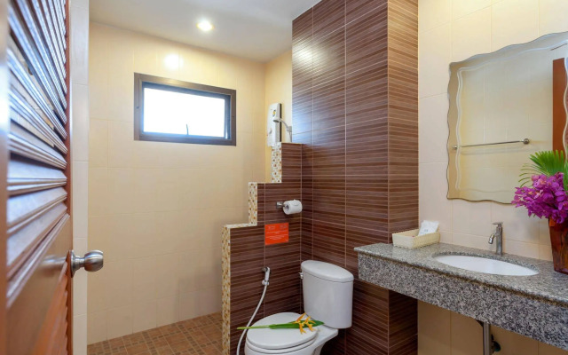Kata Silver Sand Hotel
