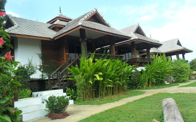Pai River Villa Resort