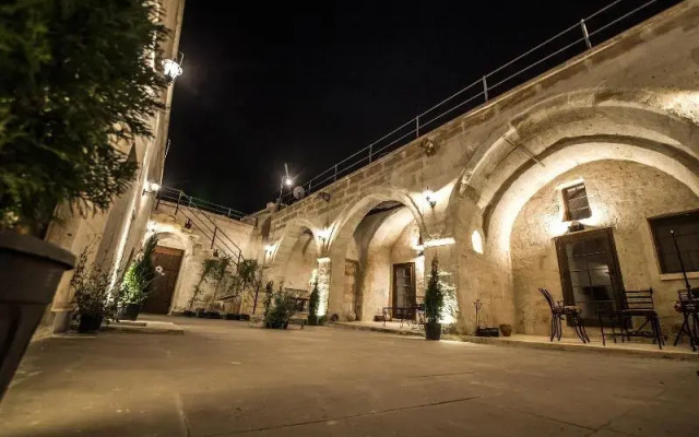 Harkasos Cave Hotel