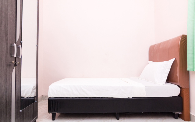 OYO 1917 Mamora Homestay