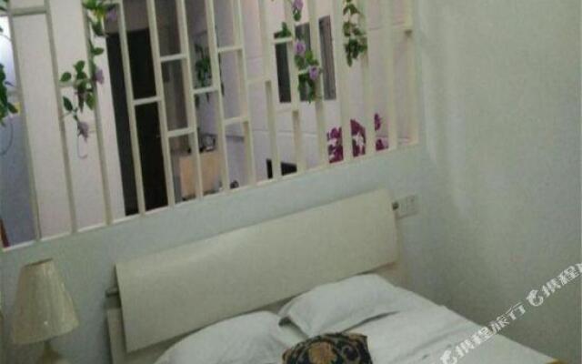 Xinhai Holiday Apartment