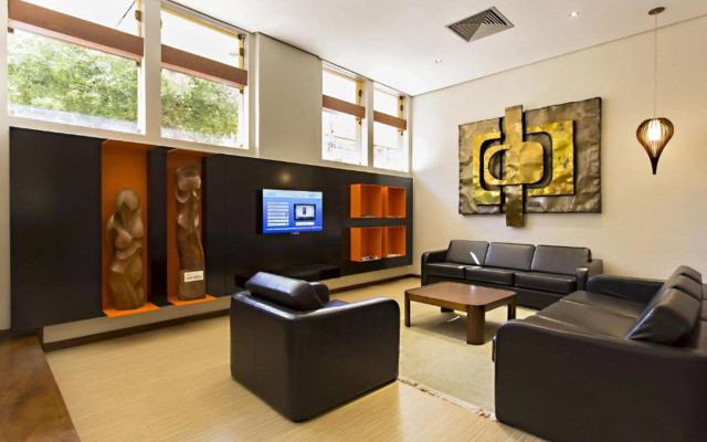 Black Stream Hotel