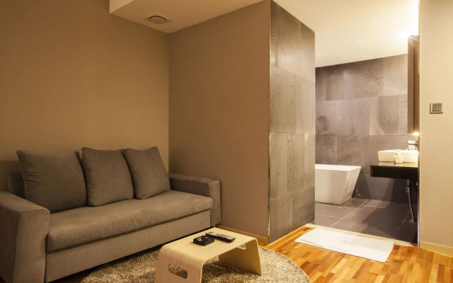 Suwon Top Cloud Hotel