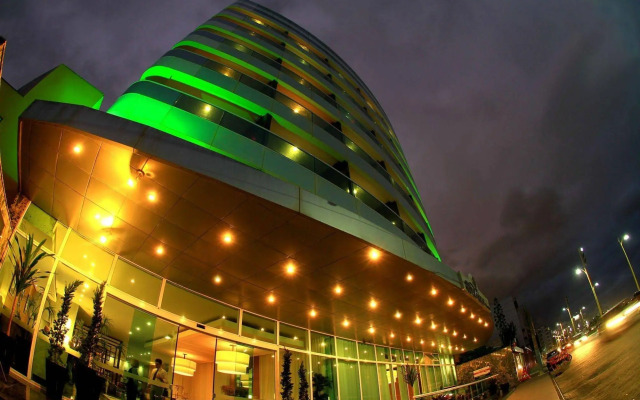 Royal Macaé Palace Hotel