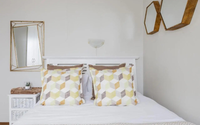 Banana palm luxury cottage