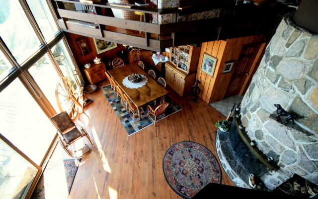 Stouffermill Bed & Breakfast