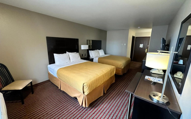 Rodeway Inn & Suites Madison East