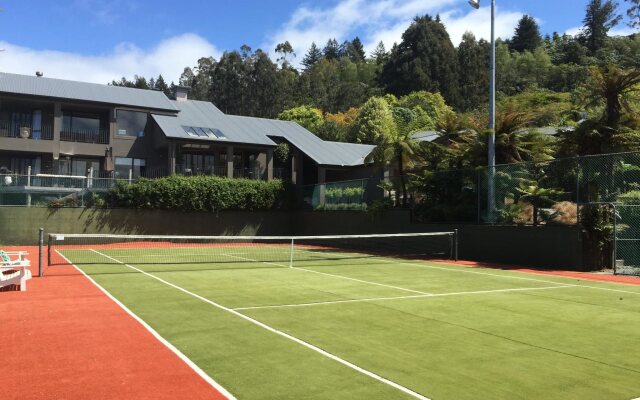 The Flying Trout Boutique Lodge