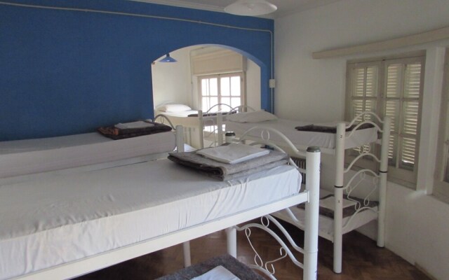 Mora Hostel