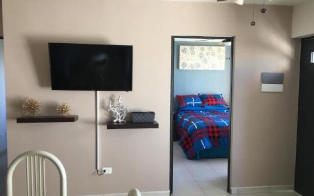 Fantastic & Cozy #3: Condo Close To the Beach