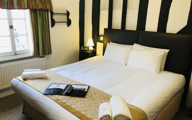 Brook Red Lion Hotel