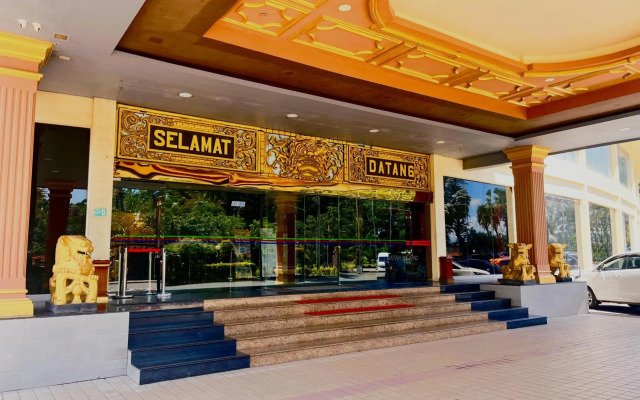 Golden View Hotel