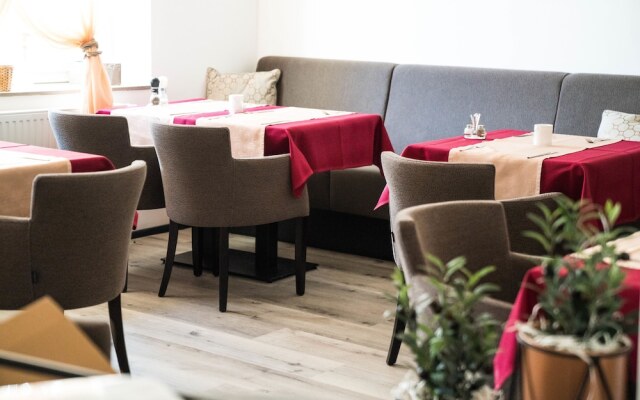 Pension & Restaurant La Amalia