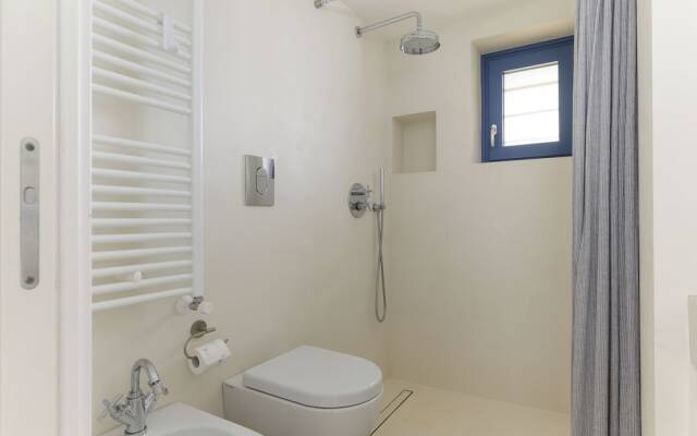 Casa Blue con piscina by Wonderful Italy