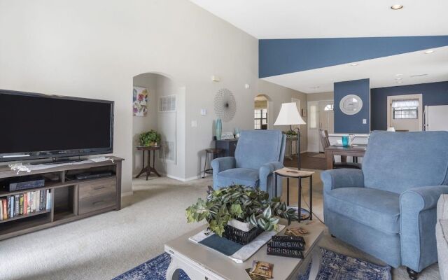 Guest House at The Greens - Dolly Parton's Stampede