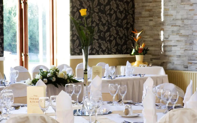 Farmers Kitchen Hotel